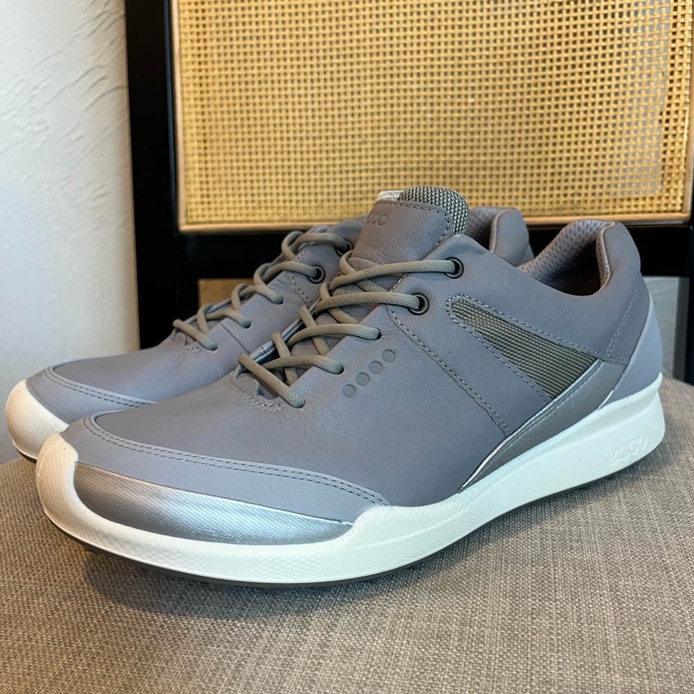 Ecco Sneakers women’s (8-8.5) 39